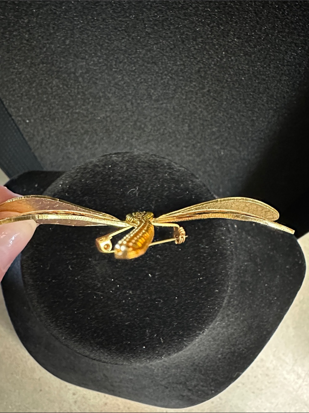 Vintage Gold Tone Dragonfly Brooch with Amber and Cream Enamel - Picture 7 of 16